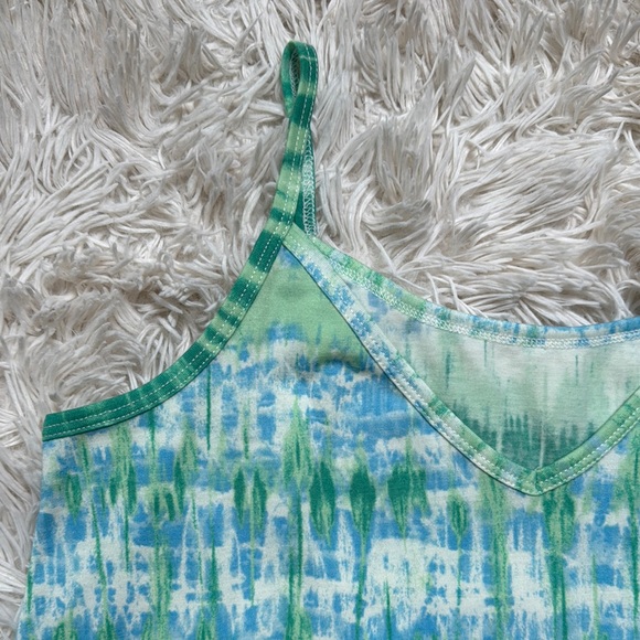 🎉HP🎉 Zenana Tie Dye Tank Top 💗 Green & Blue - Picture 6 of 14